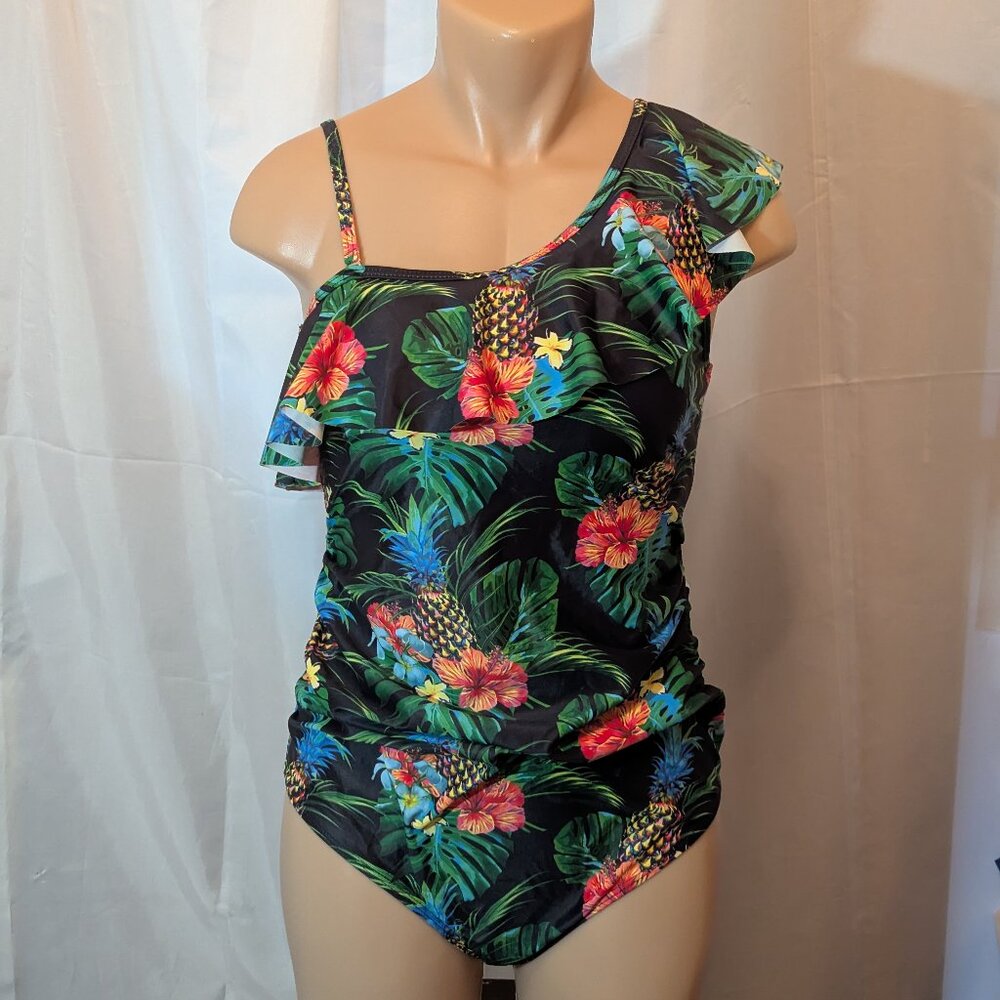 NWT Maternity one piece swimsuit, size Medium, brand is Maacie With Sarong